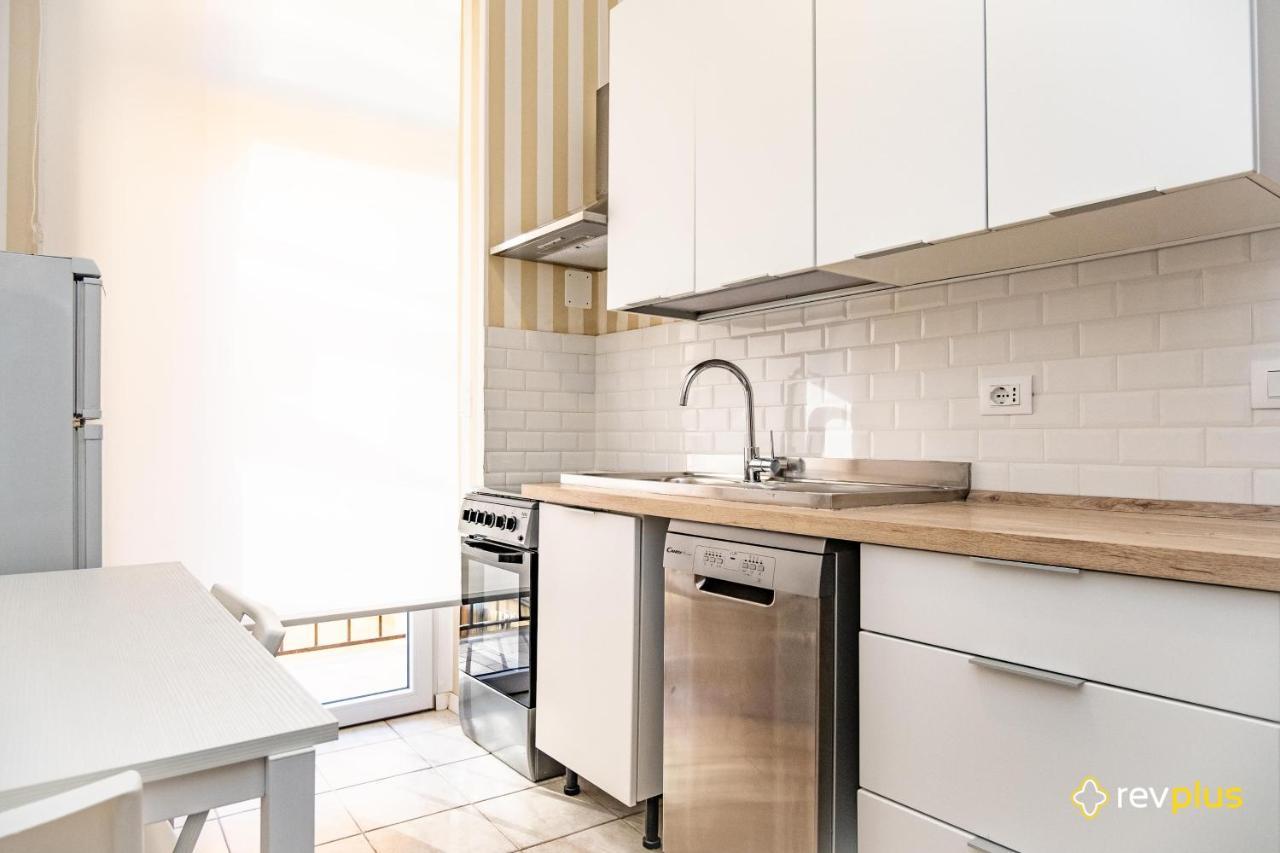 Mecenate Cavour Apartment Rom